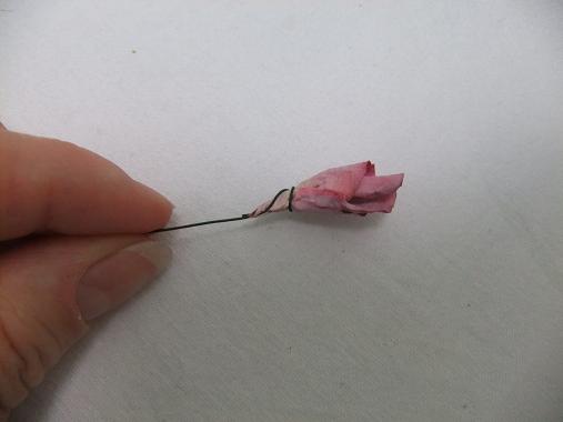 Wire the bud