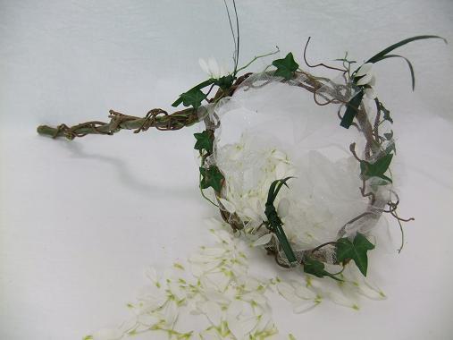 Willow and Hazel butterfly net for a flower girl. Willow and Hazel butterfly net for a flower girl.