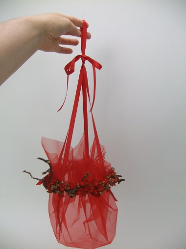 Red net flower girl basket Red net flower girl basket