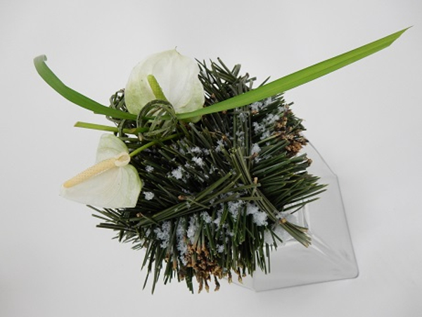 Pine needle Christmas gift cube