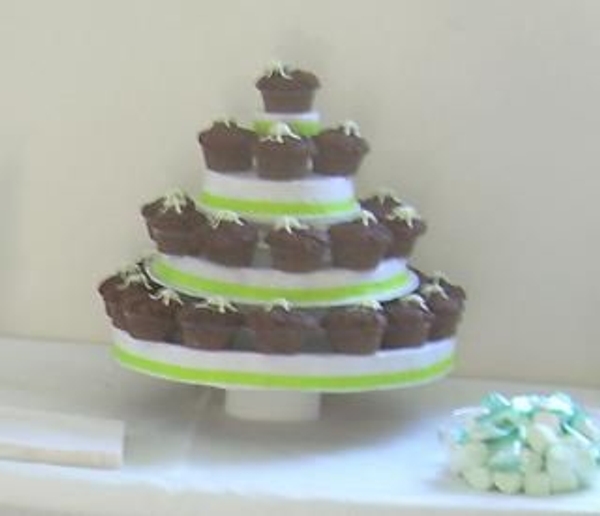 Cake stand Cake stand
