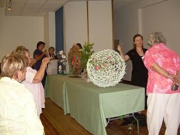 Floral Art Demonstration "2010" by Christine de Beer Floral Art Demonstration "2010" by Christine de Beer