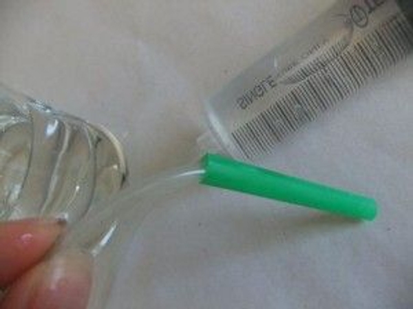 Syringe and tube- straw Syringe and tube- straw