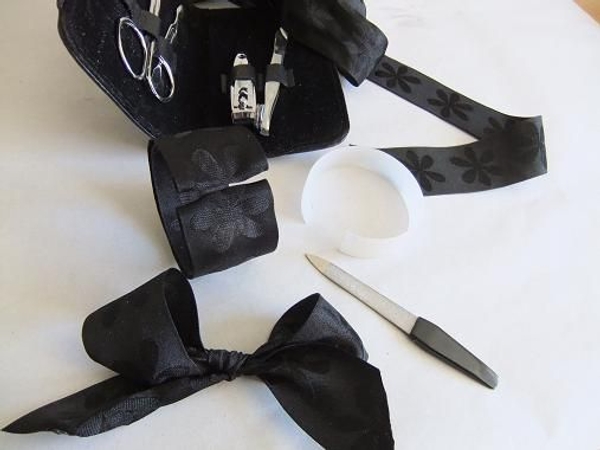 Wrist corsage bracelet- cut Wrist corsage bracelet- cut