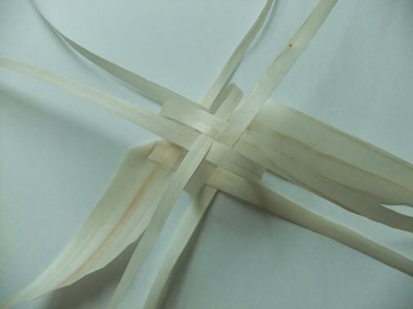 Continue weaving Continue weaving