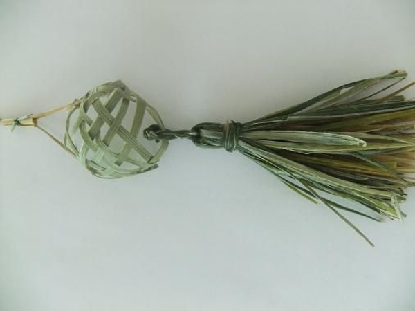 Tie the tassel Tie the tassel