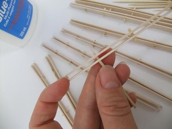 Making the fan- insert wooden skewers as spacers