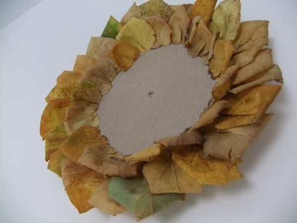 Second row of Autumn leaves for the Duchess Rose Second row of Autumn leaves for the Duchess Rose