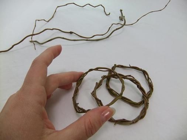 Weave another wreath Weave another wreath
