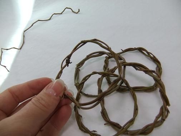 Each willow ball will require five wreaths Each willow ball will require five wreaths