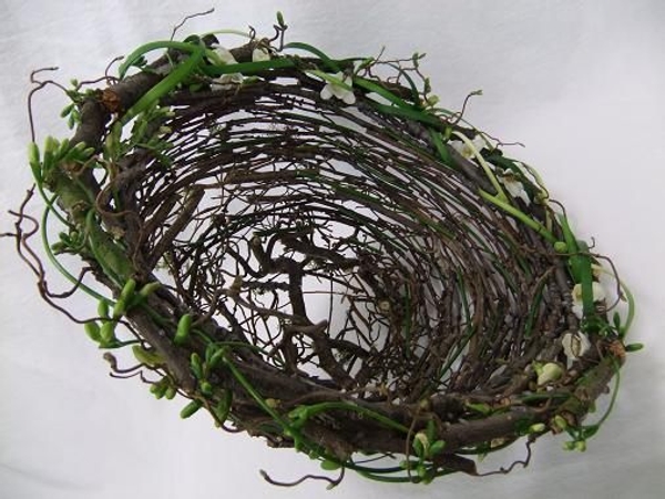 Freesia, grass and twig platter Freesia, grass and twig platter