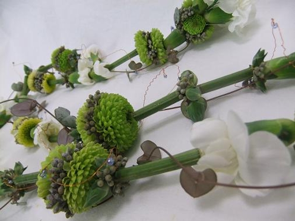 Floral Art jewelry and body flowers design lariat necklace. Floral Art jewelry and body flowers design lariat necklace.
