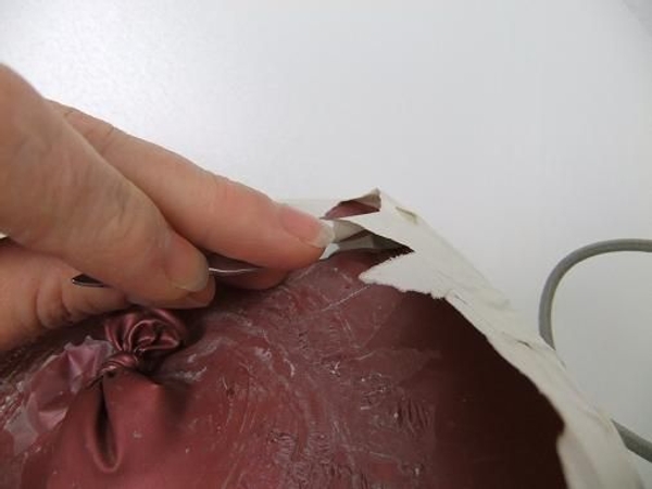 Help the thin sections to release with a nail cuticle pusher. Help the thin sections to release with a nail cuticle pusher.