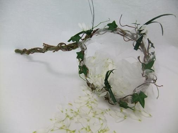 Willow and Hazel butterfly net for a flower girl. Willow and Hazel butterfly net for a flower girl.