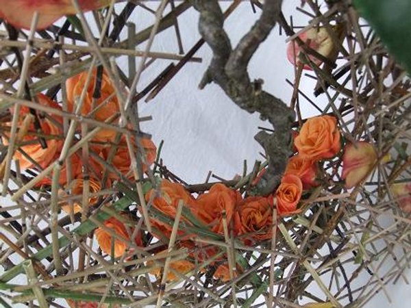 Roses in the twig roundabout.