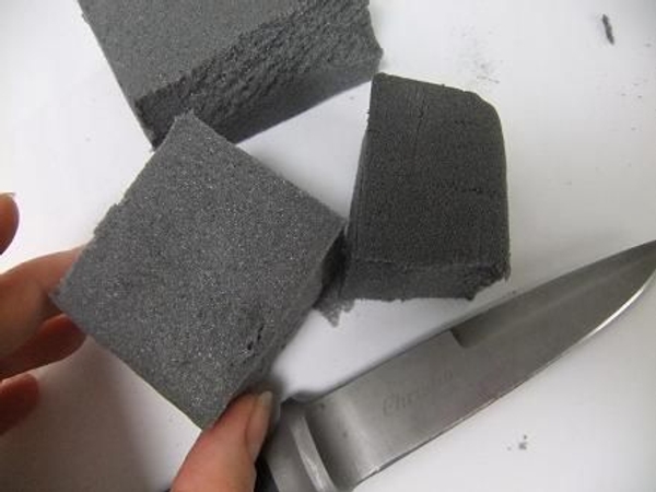 Divide the foam into smaller sizes Divide the foam into smaller sizes