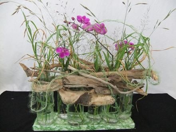 Floral Art demonstration design Too Cold. Floral Art demonstration design Too Cold.