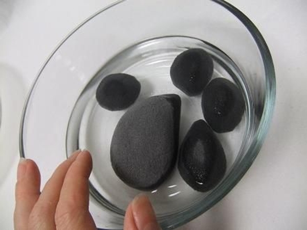 Soak the pebbles. Soak the pebbles.