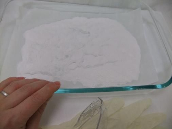Bake the baking soda in an oven. Bake the baking soda in an oven.