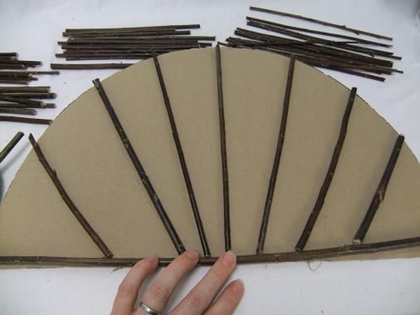 And glue in more twigs. And glue in more twigs.