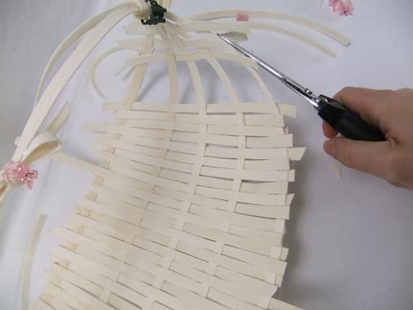 Cut the side coils. Cut the side coils.