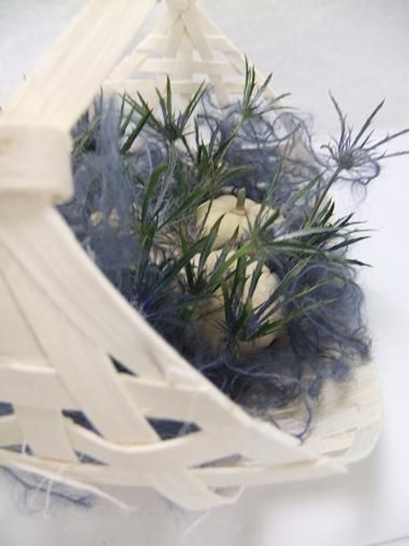 Weave a Midelino cane coil harvest basket. Weave a Midelino cane coil harvest basket.