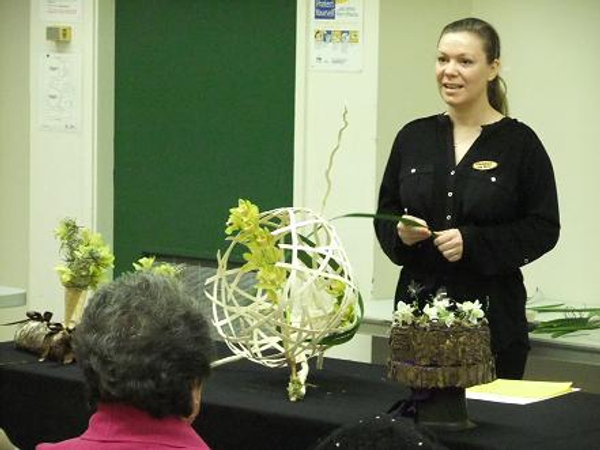 Floral Art and Craft Demonstration Weaving.