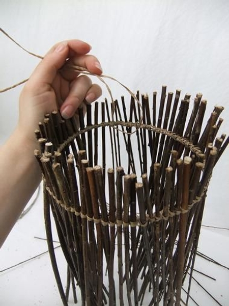 Secure the last twig and cut the wire short Secure the last twig and cut the wire short
