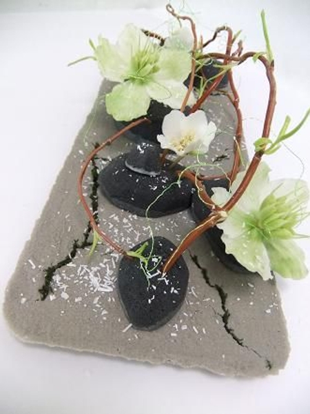 Between a rock and a hard place floral design Between a rock and a hard place floral design