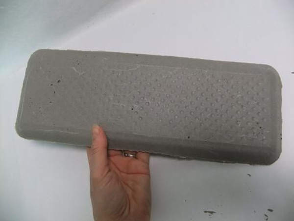 Bottom of the cement tray Bottom of the cement tray