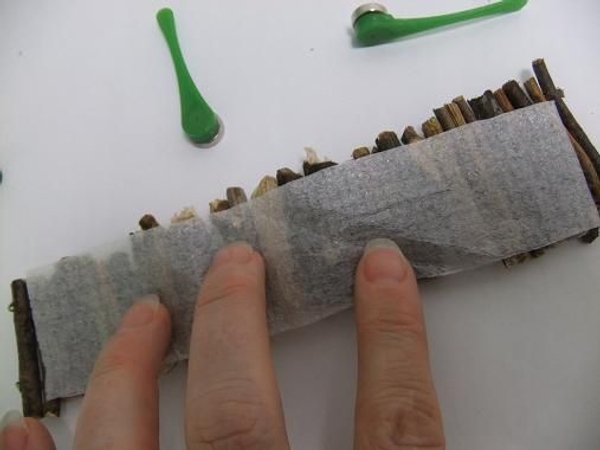 The foam sheet should be only slightly smaller than the twigs The foam sheet should be only slightly smaller than the twigs