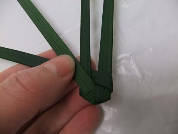Fold the opposite side of the blade up Fold the opposite side of the blade up