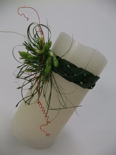 Weave a band of grass Weave a band of grass