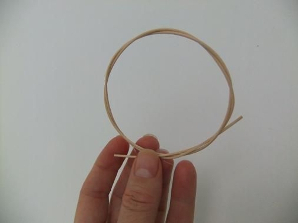 Continue to weave the end pieces to create a wreath Continue to weave the end pieces to create a wreath