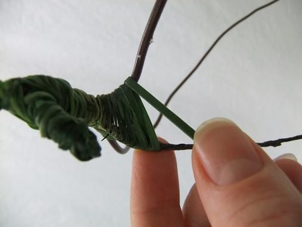 Fold the wire back and weave it again Fold the wire back and weave it again