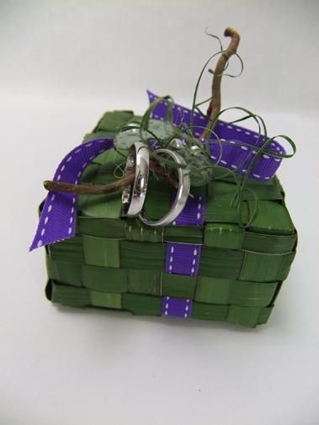 Woven ring box design Woven ring box design