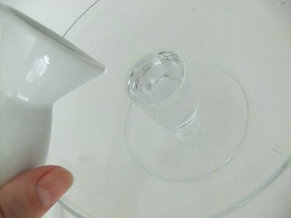 Fill the container with water Fill the container with water