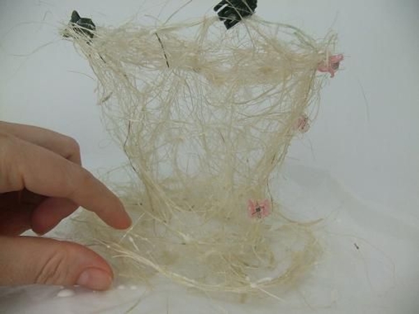 Add a few bits of glue soaked sisal fibers where needed and set aside to dry. Add a few bits of glue soaked sisal fibers where needed and set aside to dry.