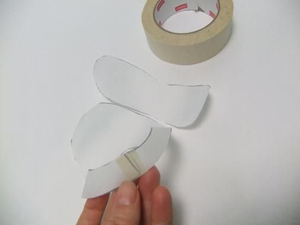 Connect the ends of the upper part of the pattern Connect the ends of the upper part of the pattern