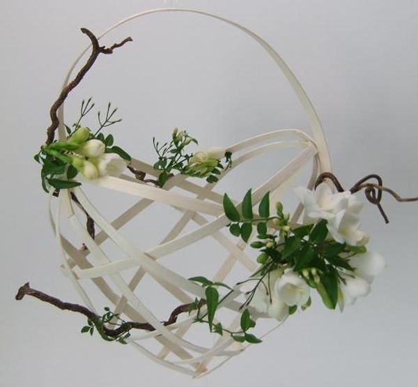 Midelino Cane basket with freesia and jasmine Midelino Cane basket with freesia and jasmine