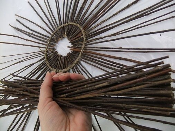 Cut some more twigs Cut some more twigs
