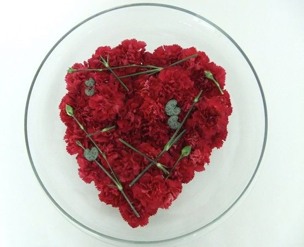 Love at second sight Floral art design