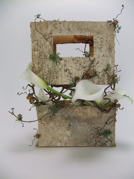 Bark gift bag with callas. Bark gift bag with callas.