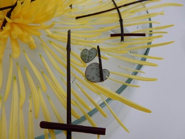 Add rosary vine. Add rosary vine.