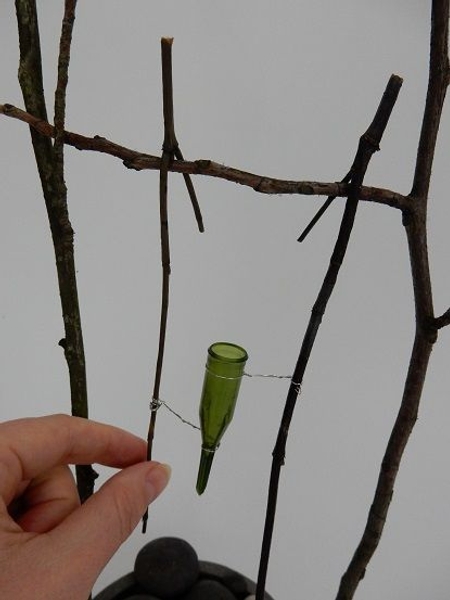 Hook the twigs in your design Hook the twigs in your design