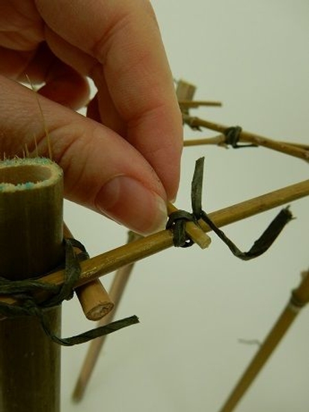 Latch it to the armature. Latch it to the armature.