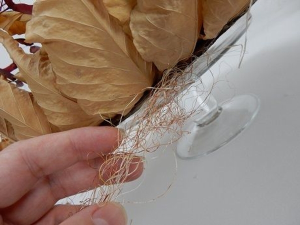Or glue sisal fibers around the edge Or glue sisal fibers around the edge