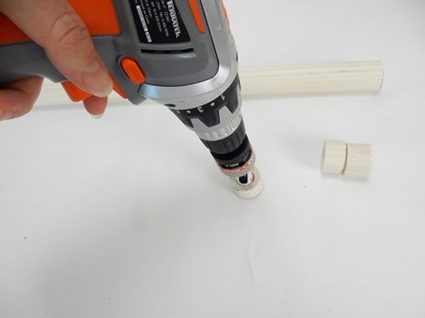 Hole saw drill attachment Hole saw drill attachment