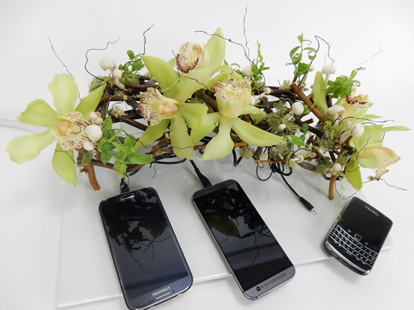 Floral cell phone charging station