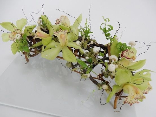 Staying connected floral art design Staying connected floral art design